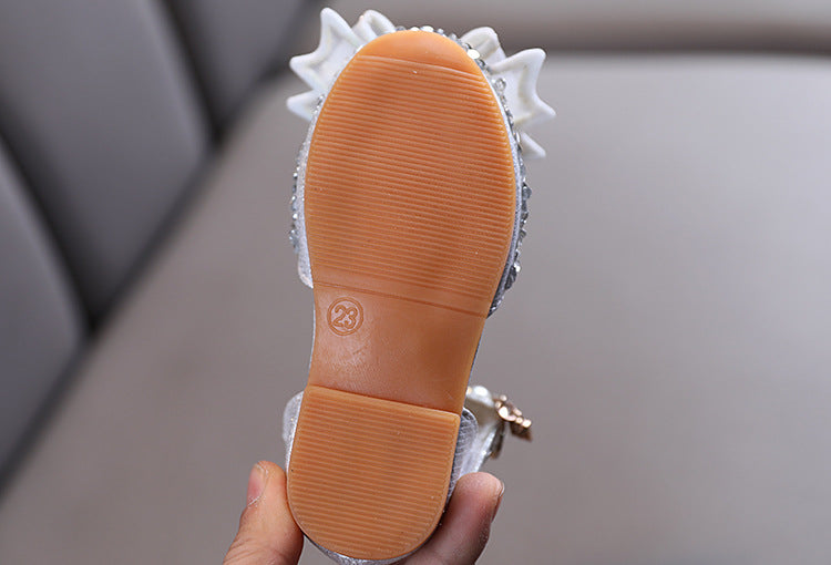 Sparkly Block Heel Girls' Party Shoes with Rhinestone and Pearl Bow