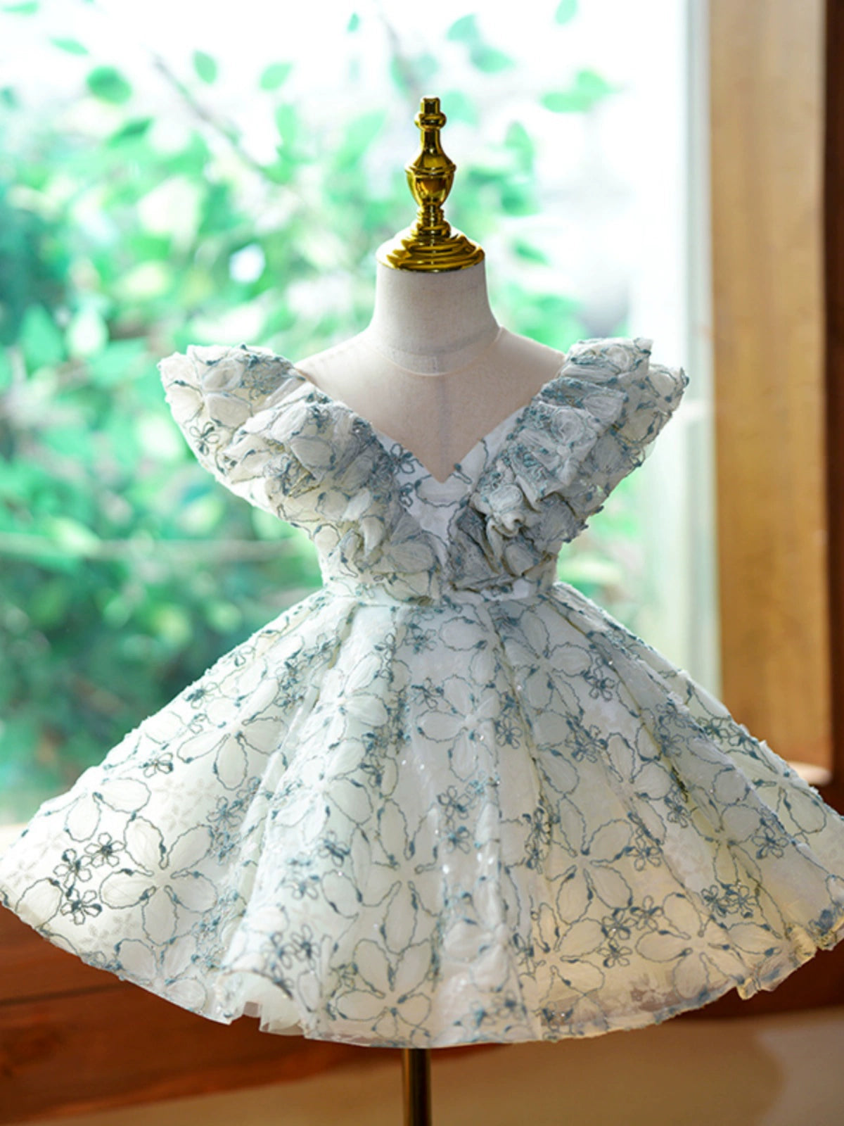 green puffy dress Green Sequin Ruffle Puffy Flower Girl Dress - Green / 7-8 Years (140cm)