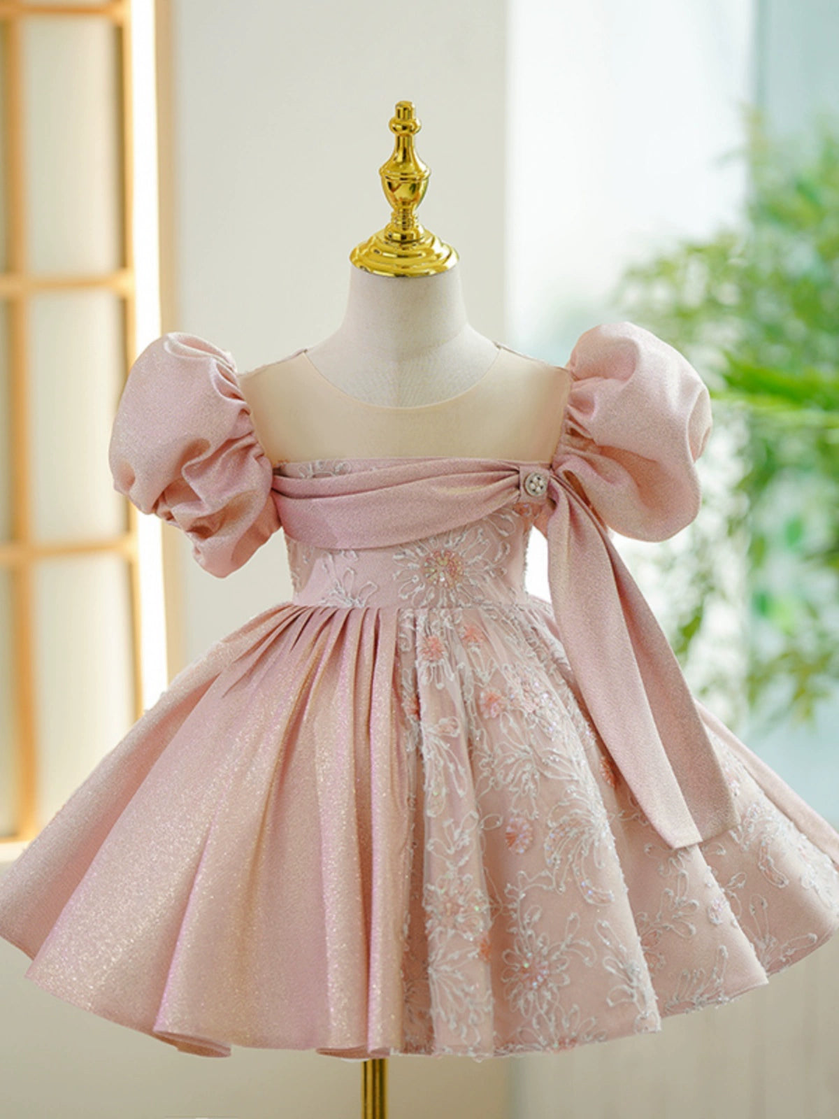 Princess Style Light Pink Tea-Length Ball Gown with Floral Embellishments - Light Pink / 11-12 Years (160cm) - Fleur Kids Princess Style Light Pink Tea-Length Ball Gown with Floral Embellishments - Light Pink / 11-12 Years (160cm) - Fleur Kids