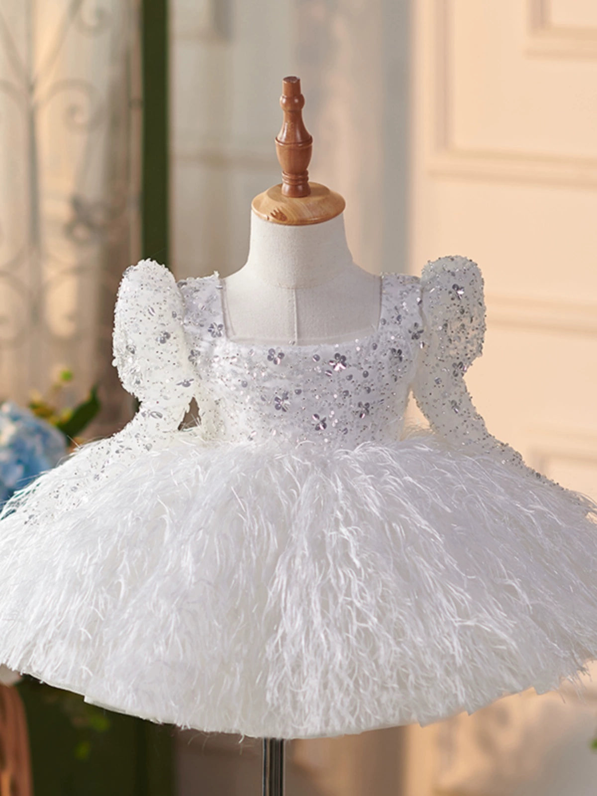 Princess Style Square Neck Sequin Ball Gown Dress for Girls - White / 7-8 Years (140cm) - Fleur Kids Princess Style Square Neck Sequin Ball Gown Dress for Girls - White / 7-8 Years (140cm) - Fleur Kids