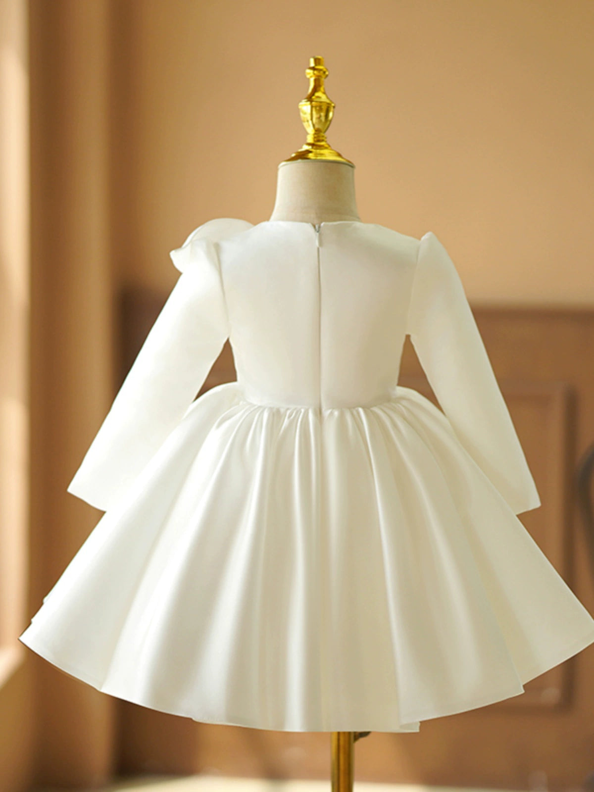 Princess White Satin Back Zip Baptism Bow(s) Long Sleeve Round Flower Girl Dress